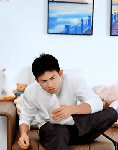 081351484417.gif